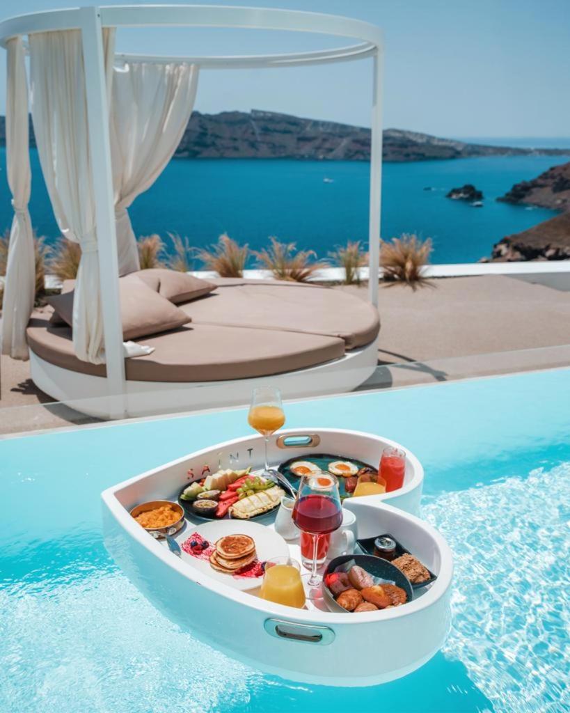 The Saint Hotel Oia  Bagian luar foto